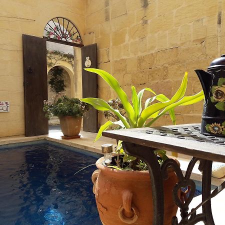 Romeo E Giulietta B&B Għarb Eksteriør bilde