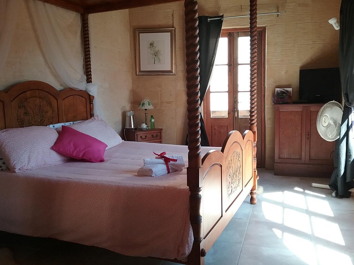 Romeo E Giulietta B&B Għarb Eksteriør bilde