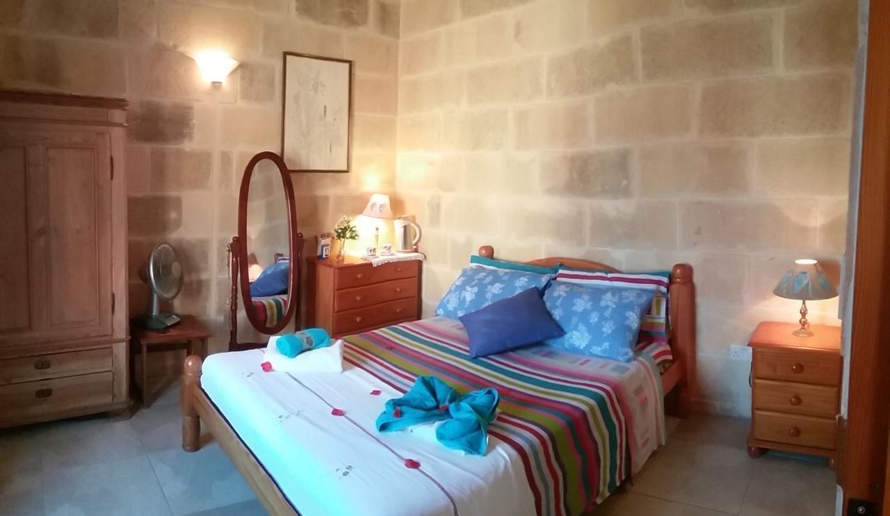 Romeo E Giulietta B&B Għarb Eksteriør bilde