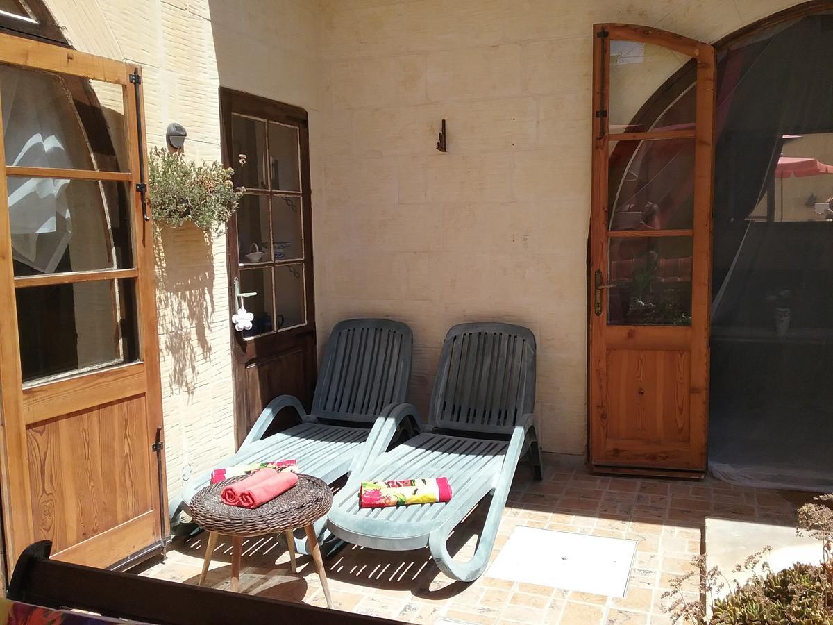 Romeo E Giulietta B&B Għarb Eksteriør bilde